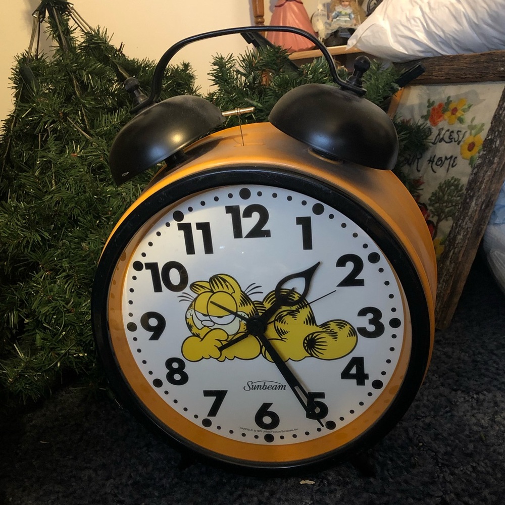 Vintage Garfield Clock